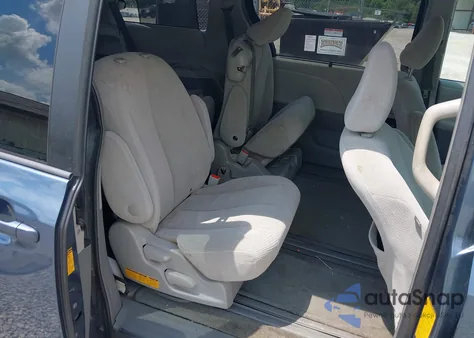 2013 Toyota Sienna Le V6 8 Passenger из США, поврежденный, VIN 5TDKK3DC4DS357435